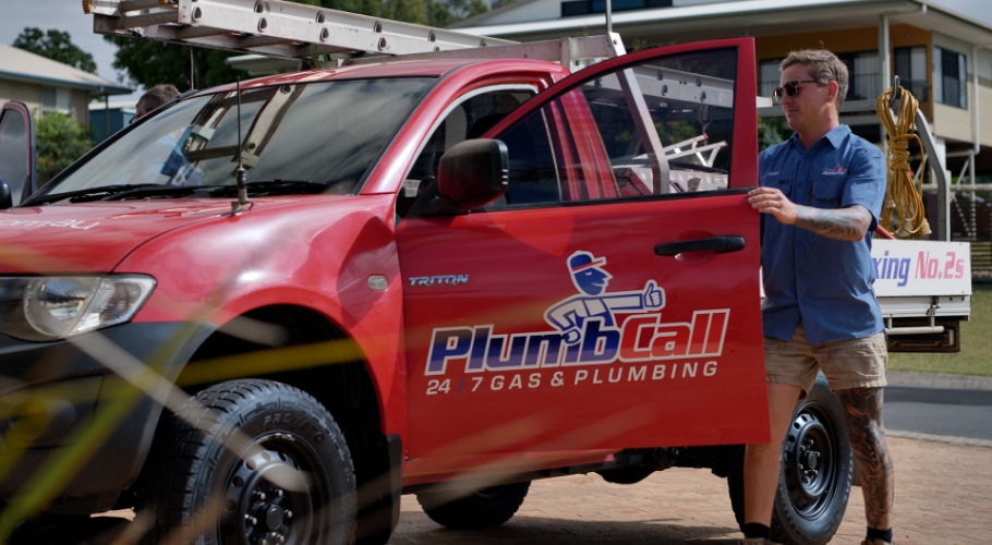 commercial and domestic repairs and maintenance specialists-banner